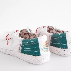 Hey Dude Wally Hola. Lightweight Mexican flag print shoe